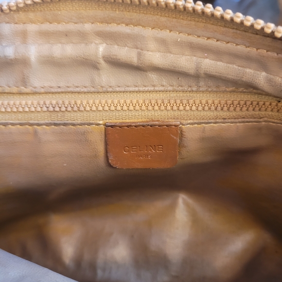 Celine - Picture 6 of 7